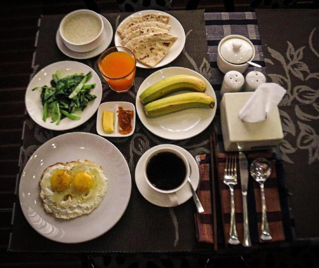 Rinchen Hotel Kathmandu Buitenkant foto